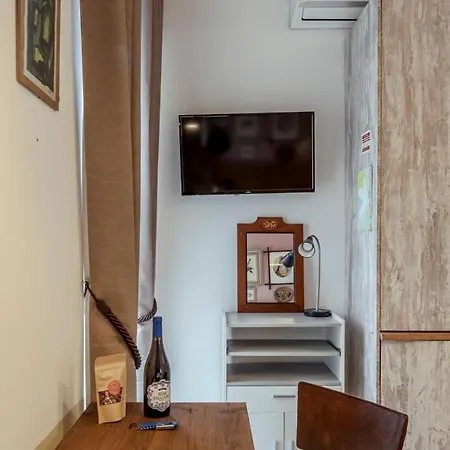 Labor Alliance By Lovelystay Daire