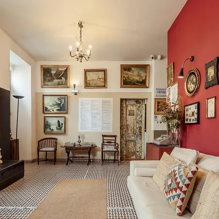 Labor Alliance By Lovelystay Lisboa